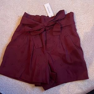 High wasted shorts with bow